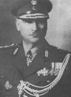 Συνταγματάρχης Γεώργιος Σαμουήλ, ο επικεφαλής του Συντάγματος Χωροφυλακής Μακρυγιάννη.